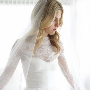 2018 Erin Cole designer wedding veil.